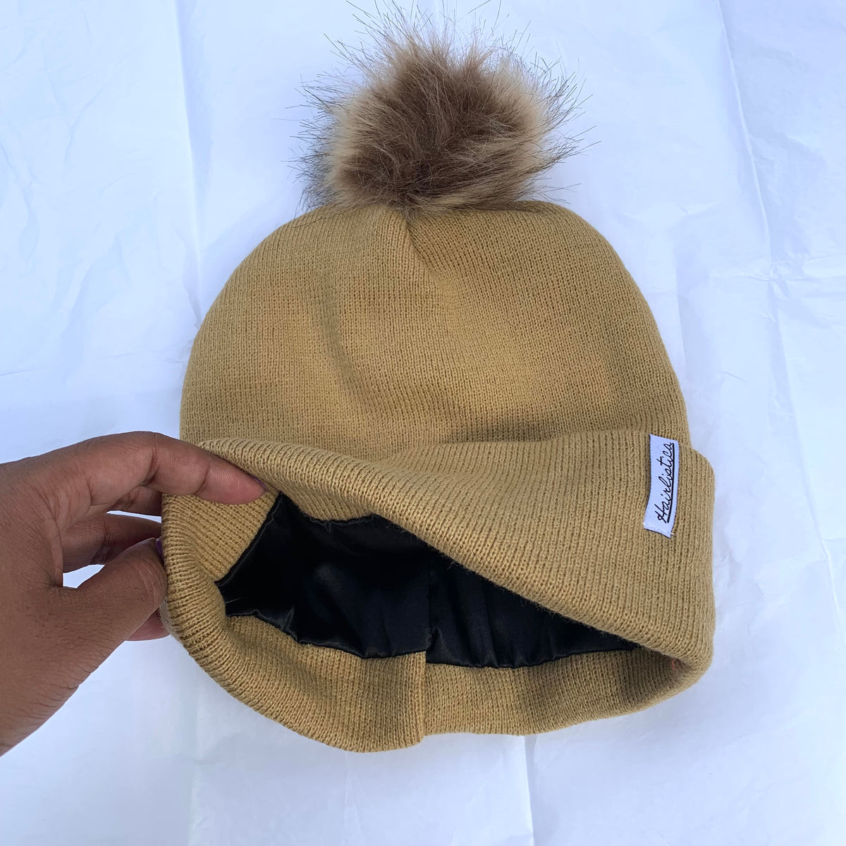 Satin lined beanie - Beige Pompom with – Hairlistica