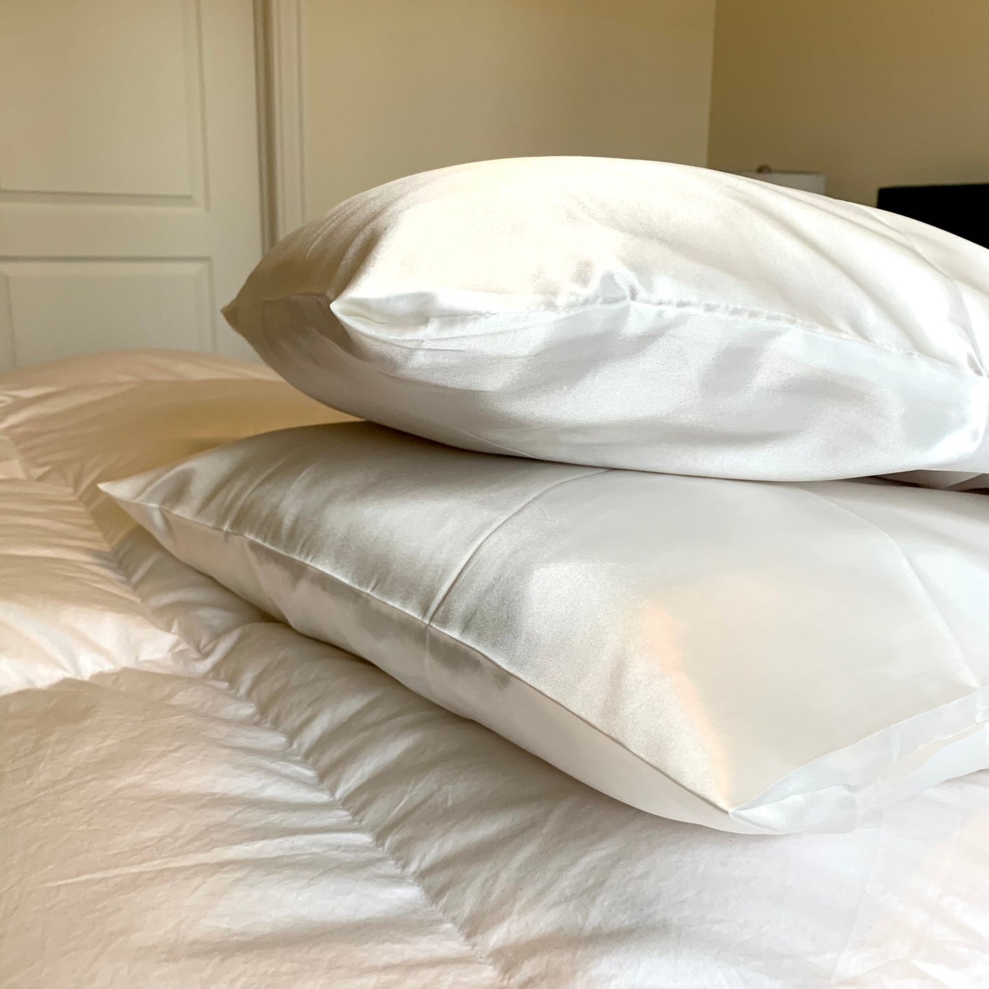 Satin pillowcases - Ivory